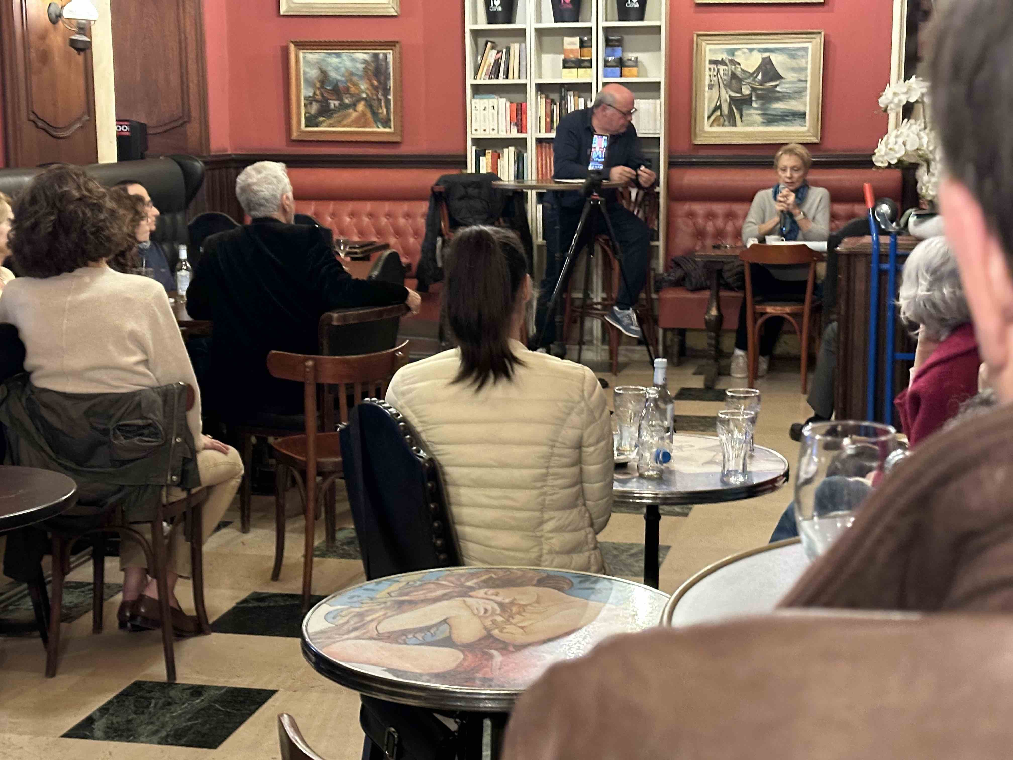 Video de l'intégralité du débat sur la mafia au Café des Palmiers à Bastia